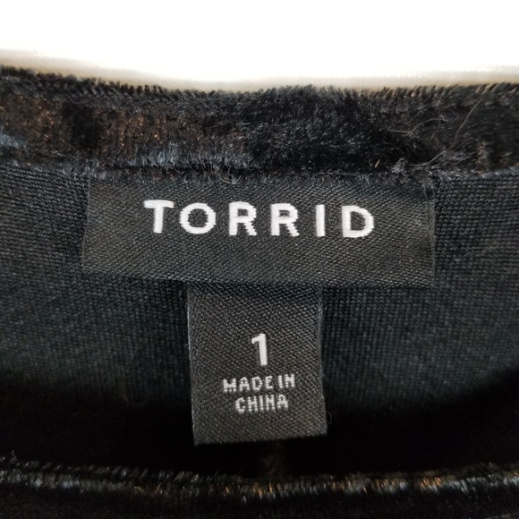 Torrid black velvet dress - Picture 4 of 6